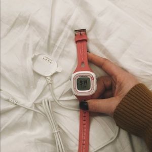Womens Garmin Forerunner 10 GPS Running Watch